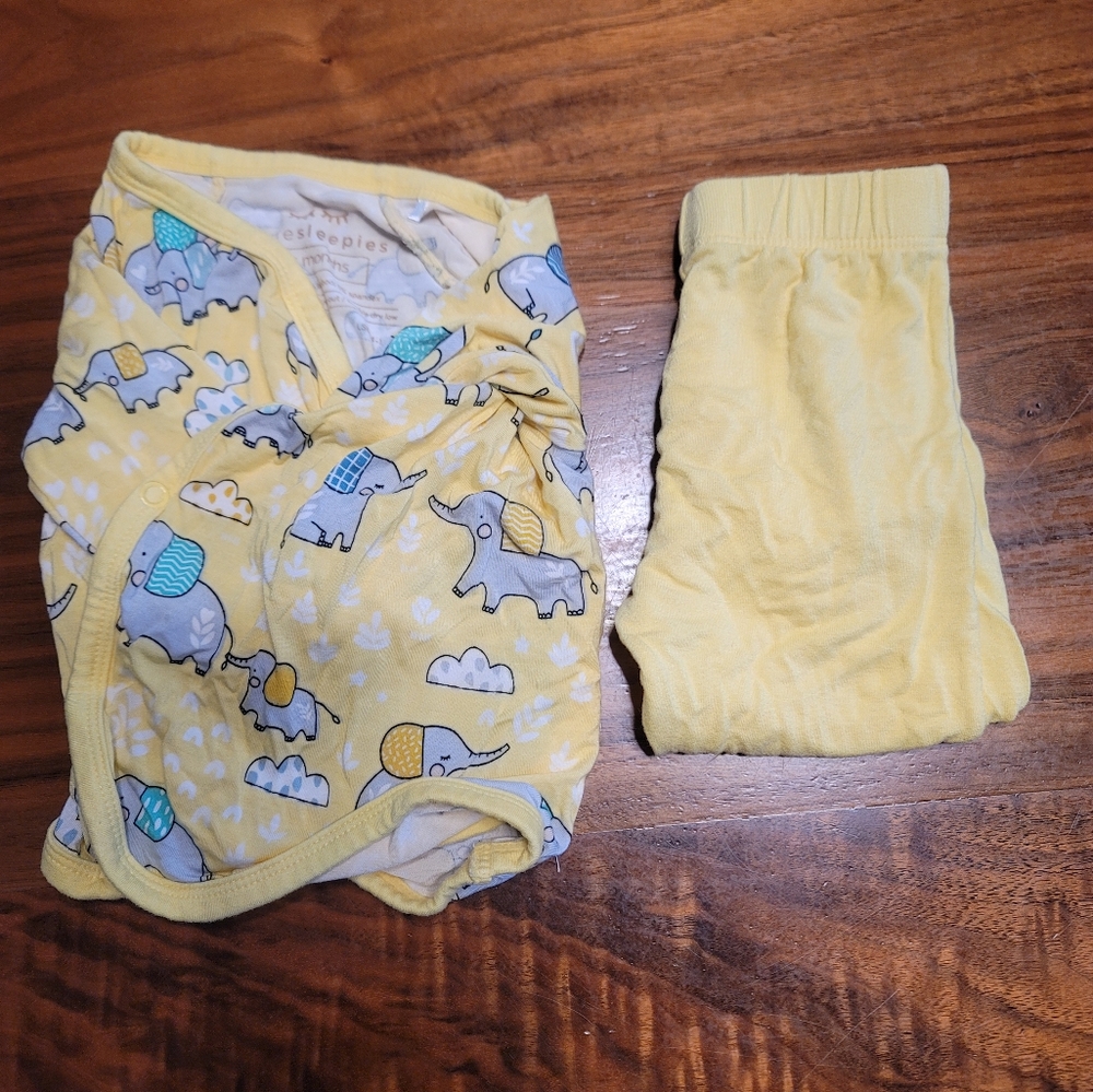 Little sleepies crossover set